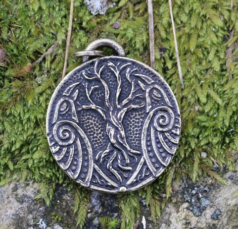 HUGINN A MUNINN, VIKINSKÝ TALISMAN, ZINEK