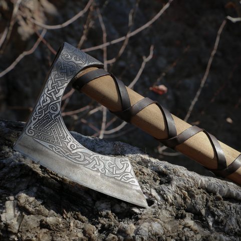 VALKNUT LEPTANÁ VIKINGSKÁ SEKYRKA - OMOTÁVKA