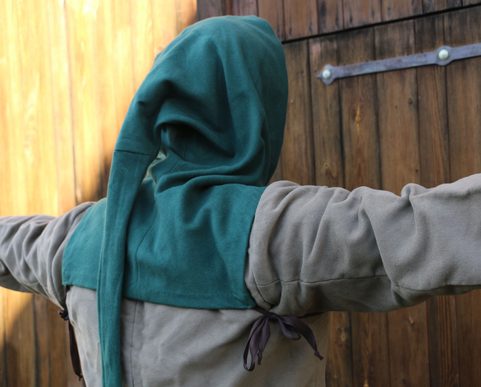 KUKLA DYFTÝNOVÁ SE LNĚNOU PODŠÍVKOU