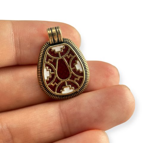 CLOISONNÉ - MEROVEJSKÝ BRONZOVÝ PŘÍVĚSEK