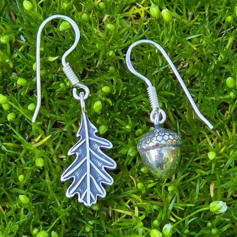 DUBOVÝ LIST A ŽALUD, STŘÍBRNÉ NÁUŠNICE, AG 925