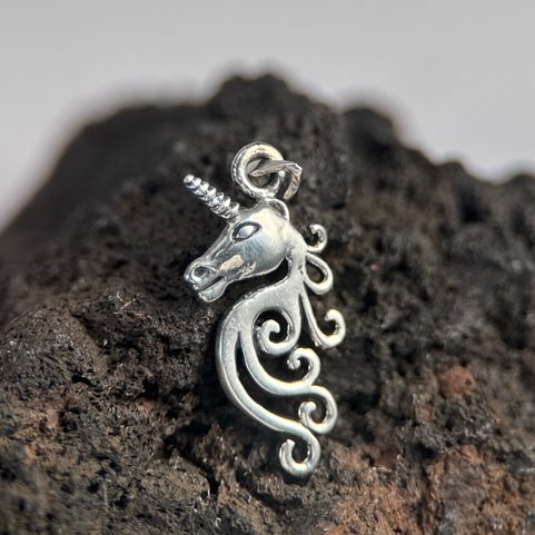 JEDNOROŽEC - STŘÍBRNÝ PŘÍVĚSEK, AG 925