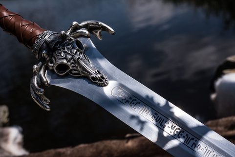 BARBAR CONAN, CONAN THE BARBARIAN, MEČ