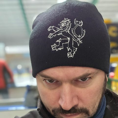 ČESKÝ LEV, ČEPICE