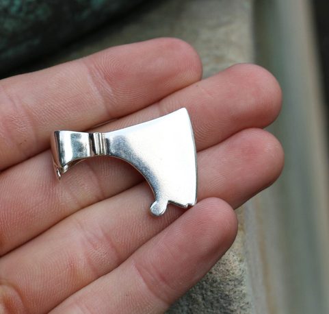 RUSLAV, SEKERA BRADATICE, STŘÍBRNÝ PŘÍVĚSEK, AG 925