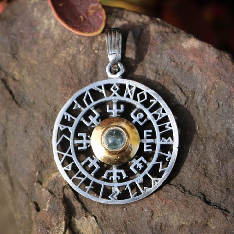 VEGVISIR - KOMPAS, ISLANDSKÁ RUNA, STŘÍBRNÝ PŘÍVĚSEK, AG 925, AKVAMARIN