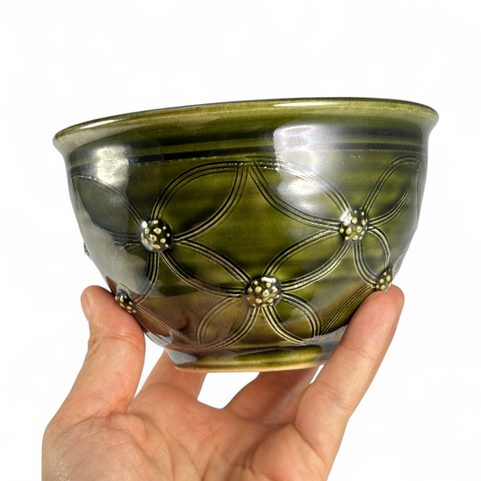 MISKA NA OŘÍŠKY ZELENÁ 13.5 CM