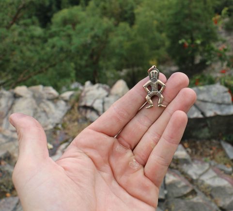 MUŽ Z POKLADU MARTYNIVKA, BRONZ, PŘÍVĚŠEK