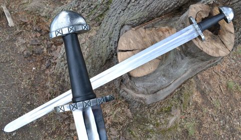 GRIM, VIKINGSKÝ MEČ