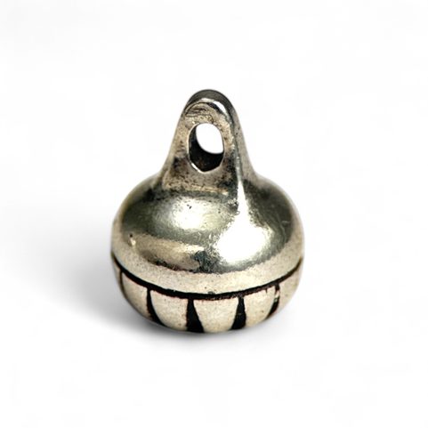 KNOFLÍK, RANÝ STŘEDOVĚK, STŘÍBRNÝ PŘÍVĚSEK, AG 925