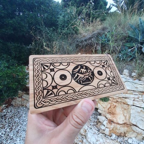 SPINTRIAE, ŘÍMSKÉ ŽETONY A DŘEVĚNÁ KRABIČKA - 7 DNÍ ZÁBAVY, ZINEK