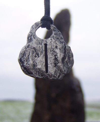 ISA - RUNOVÝ AMULET