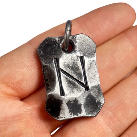 HAGALAZ, KOVANÁ RUNA, AMULET