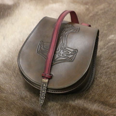 MJÖLLNIR, KOŽENÁ TAŠVICE