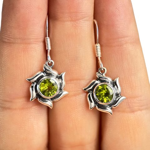 SOLARIS, STŘÍBRNÉ NÁUŠNICE, PERIDOT, AG 925/1000