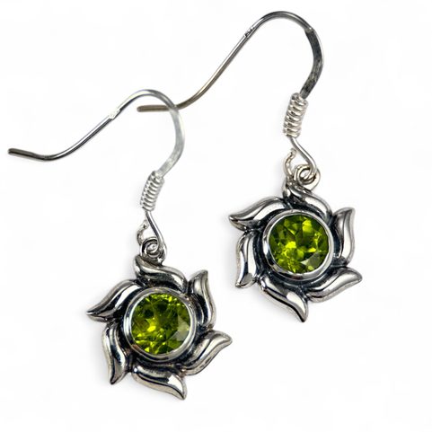 SOLARIS, STŘÍBRNÉ NÁUŠNICE, PERIDOT, AG 925/1000