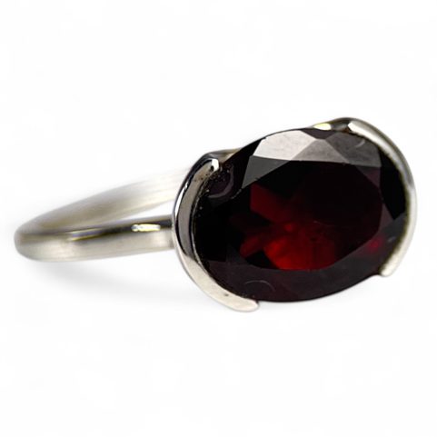 VESUVIO, PRSTEN, GRANÁT STŘÍBRO 925/1000