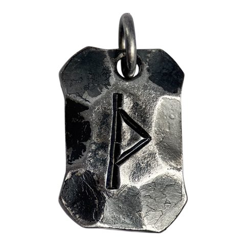 THURISAZ, KOVANÁ RUNA, AMULET