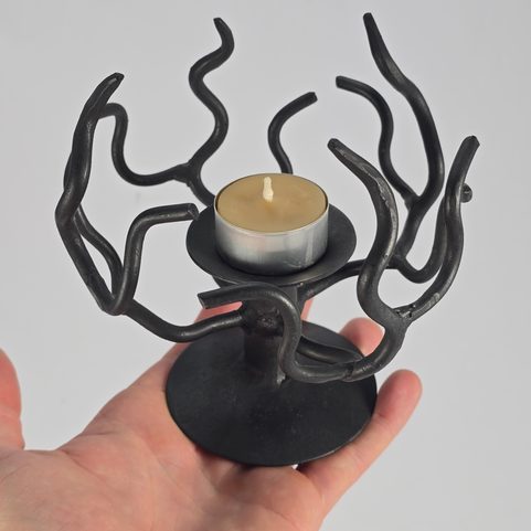 KOVANÝ SVÍCEN, JABLOŇ