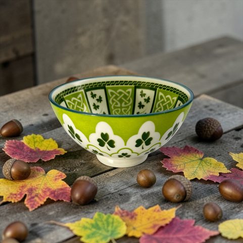 PORCELÁNOVÁ MISKA, IRSKO