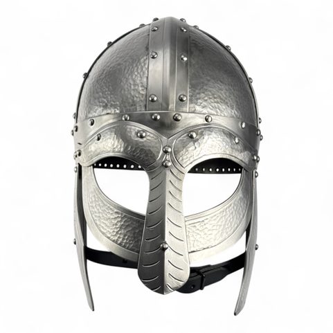 STEFNIR, VIKINGSKÁ HELMA S LÍCNICEMI