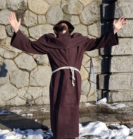 MNICH - KOSTÝM, MNIŠSKÁ KUTNA S KÁPÍ