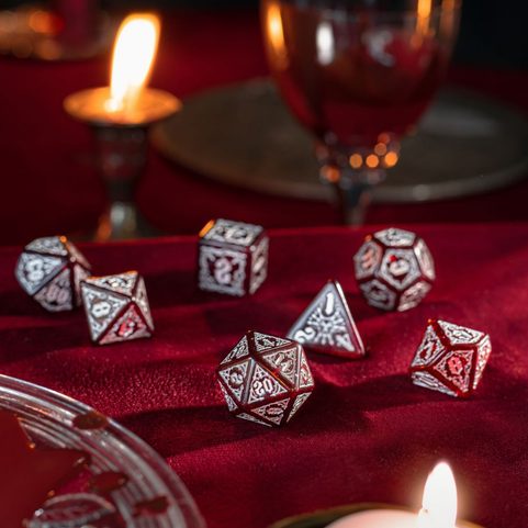 BLOODSUCKER DICE SET: SCARLET, SADA UPÍRSKÝCH RPG HRACÍCH KOSTEK