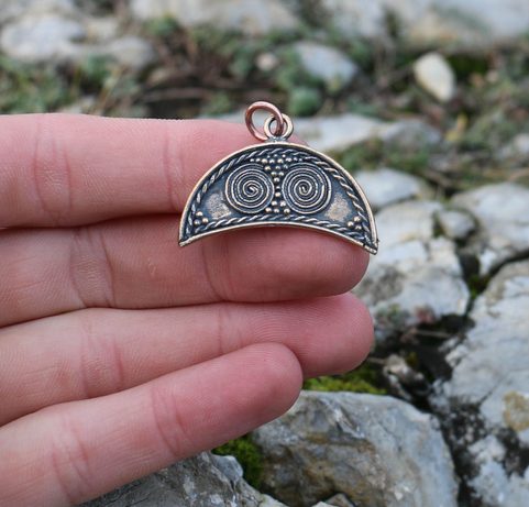 LUNA, PŘÍVĚŠEK, INSPIRACE VELKÁ MORAVA, BRONZ