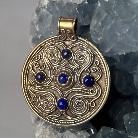 BATTERSEA, LUXUSNÍ BRITSKÝ ŠPERK, BRONZ, LAPIS