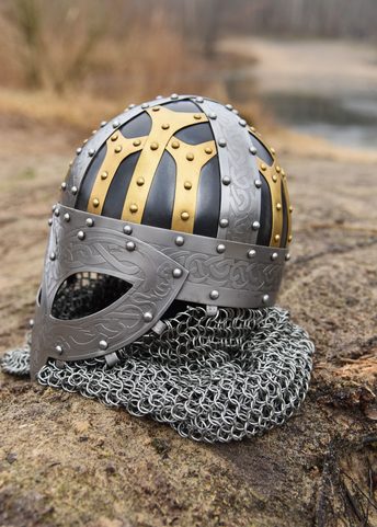 VIKINGSKÁ BRÝLOVÁ HELMA S KROUŽKOVÝM LÍMCEM