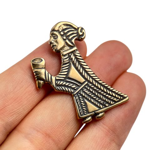 VALKÝRA S ROHEM - PŘÍVĚŠEK, BRONZ