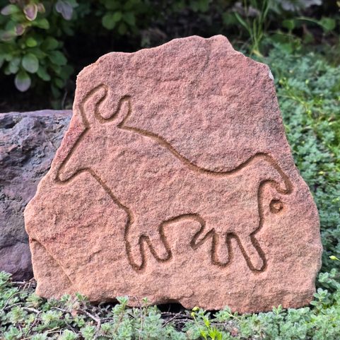PETROGLYPH - TESÁNO DO KAMENE