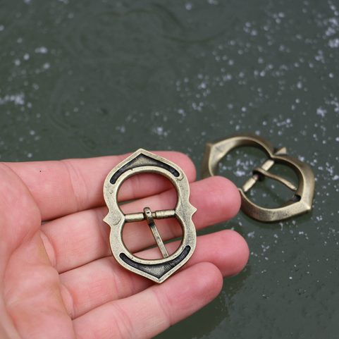 STŘEDOVĚKÁ PŘEZKA ZINEK STAROMOSAZ 16MM