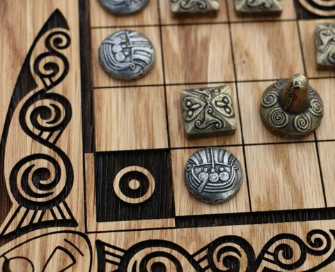 FIDCHELL KELTSKÁ DESKOVÁ HRA VERZE BRIAN BORU S DUBOVOU DESKOU