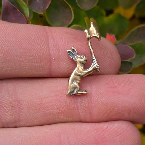 BRONZE BELT MOUNT, KILLER RABBIT WITH AXE