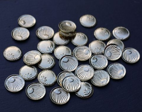 KELTSKÝ POKLAD, DUHOVKY KELTSKÉ MINCE A MĚŠEC - 100 KUSŮ