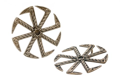 KOLOVRAT, SLOVANSKÝ SYMBOL SLUNCE, PŘÍVĚŠEK, BRONZ