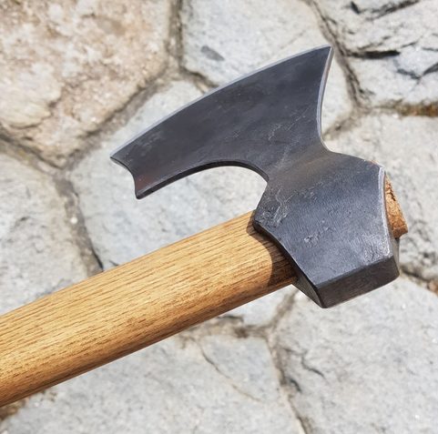 ULFR, VIKINSKÁ SEKERA