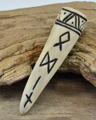 ODIN, VIKINSKÝ RUNOVÝ AMULET, PAROH