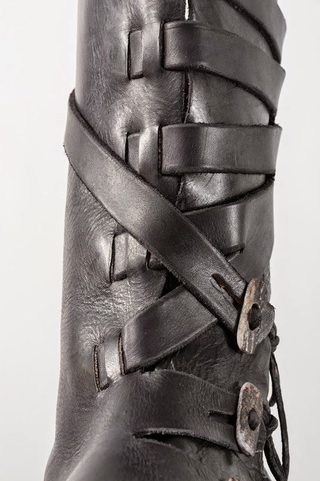 VARYAG, VYSOKÉ KOŽENÉ BOTY, VIKING - ČERNÉ