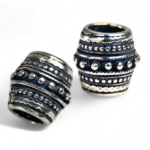 STŘÍBRNÝ KORÁLEK DO VOUSŮ - SOUDEK, AG 925