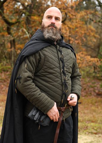 PROŠÍVANÝ DOUBLET, STŘEDOVĚKÁ PROŠÍVANICE