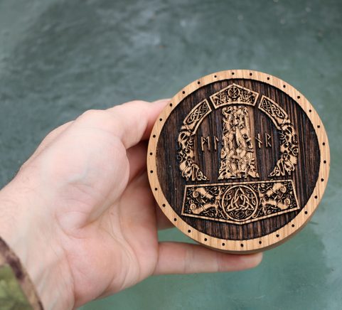 MJÖLNIR, DUBOVÁ KRABIČKA NA ŠPERKY A NÁRAMKY