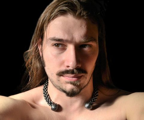 PLETENÝ KOVANÝ OCELOVÝ TORQUES, NÁKRČNÍK