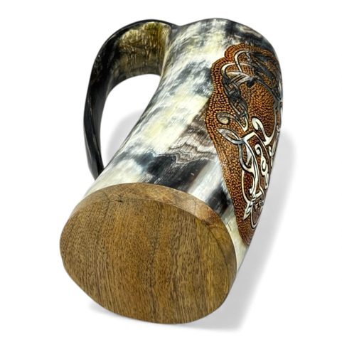 STROM ŽIVOTA, VIKINGSKÝ POHÁR Z ROHOVINY