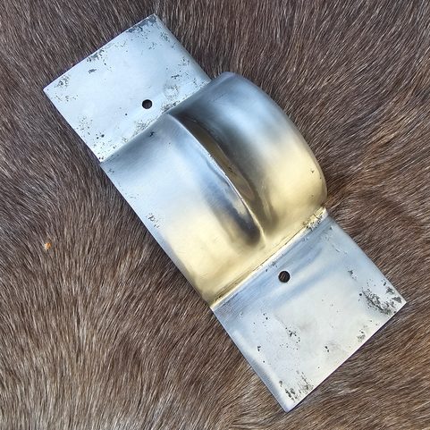 UMBO, STŘEDOVÁ PUKLICE NA KELTSKÝ ŠTÍT, LATÉN C1