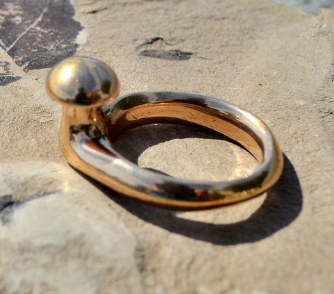 BRONZOVÁ KELTSKÁ SPONA NA OPASEK, OPPIDUM STRADONICE