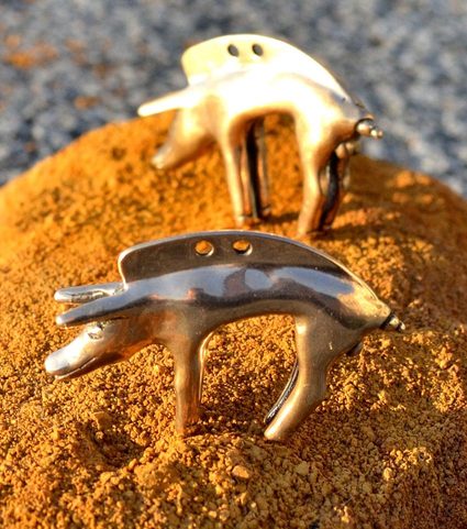 KELTSKÝ KANEC, JOEUVRES, GALIE, BRONZOVÝ AMULET
