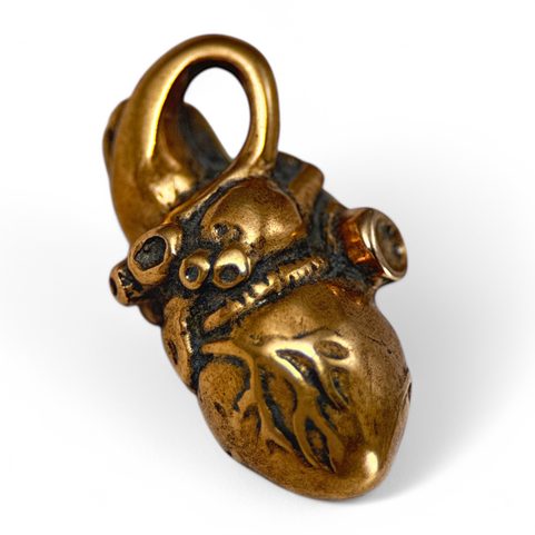 LIDSKÉ SRDCE, BRONZOVÝ AMULET