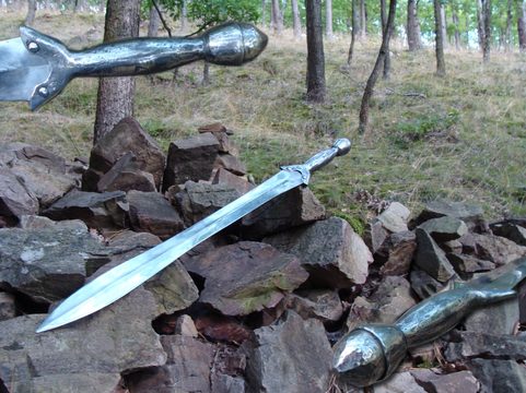 MEČ MOHYLOVÉHO LIDU